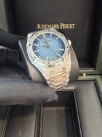Audemars Piguet Royal Oak 41mm White Gold Smoked Blue Dial 15510BC.OO.1320BC.02 - Image 10