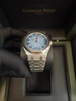 Audemars Piguet Royal Oak 41mm White Gold Smoked Blue Dial 15510BC.OO.1320BC.02 - Image 13