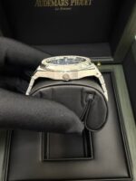 Audemars Piguet Royal Oak 41mm White Gold Smoked Blue Dial 15510BC.OO.1320BC.02 - Image 5