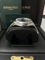 Audemars Piguet Royal Oak "50th Anniversary" Green Dial 15510ST.OO.1320ST.04 - Image 5