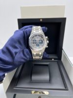 Audemars Piguet Royal Oak Chronograph Platinum Titanium Limited Edition (Ref 26331IP.OO.1220IP.01) - Image 4