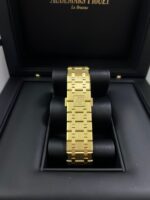 Audemars Piguet Royal Oak Chronograph Yellow Gold Smoked Champagne dial 26240BA.OO.1320BA.02 - Image 5