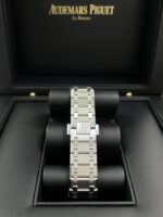 Audemars Piguet Royal Oak Jumbo  Extra-thin 16202BC.OO.1240BC.02 - Image 6