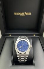 Audemars Piguet Royal Oak Jumbo  Extra-thin 16202BC.OO.1240BC.02 - Image 2