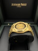 Audemars Piguet Royal Oak Jumbo Extra Thin 50th Anniversary "Smoked Gold" 2022 16202BA.OO.1240BA.01 - Image 11