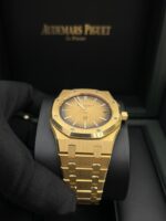 Audemars Piguet Royal Oak Jumbo Extra Thin 50th Anniversary "Smoked Gold" 2022 16202BA.OO.1240BA.01 - Image 9