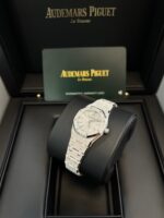 Audemars Piguet Royal Oak Mini FROSTED GOLD QUARTZ 67630BC.GG.1312BC.01 - Image 6