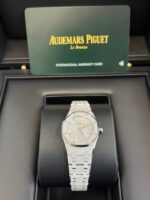 Audemars Piguet Royal Oak Mini FROSTED GOLD QUARTZ 67630BC.GG.1312BC.01 - Image 8