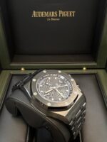 Audemars Piguet Royal Oak Offshore Chronograph Selfwinding Chronograph 42mm Black Dial Ceramic 26238CE.OO.1300CE.01 - Image 5