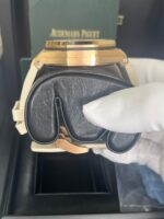 Audemars Piguet Royal Oak Offshore Lady Selfwinding Chronograph 37 mm 26231OR.ZZ.A085CA.01 - Image 5