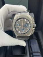 Audemars Piguet Royal Oak Offshore Selfwinding Chronograph (Ref# 26420IO.OO.A009CA.01) - Image 9