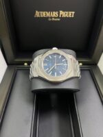 Audemars Piguet Royal Oak Selfwinding 37mm Stainless Steel Blue Dial 50th anniversary 15550ST.OO.1356ST.02 - Image 9