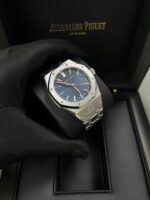 Audemars Piguet Royal Oak Selfwinding 37mm Stainless Steel Blue Dial 15550ST.OO.1356ST.06 - Image 8