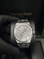 Audemars Piguet Royal Oak Selfwinding 50th Anniversary 15551ST.ZZ.1356ST.03 - Image 11