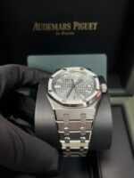 Audemars Piguet Royal Oak Selfwinding 50th Anniversary 15551ST.ZZ.1356ST.03 - Image 10