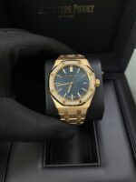 Audemars Piguet Royal Oak Selfwinding 50th Anniversary Blue Dial 15551OR.ZZ.1356OR.02 - Image 9