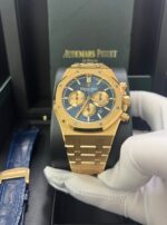 Audemars Piguet Royal Oak Selfwinding Chronograph/ 18k Rose Gold/ Blue Dial/ Pink Sub-Dials (26331OR.OO.D315CR.01) - Image 4