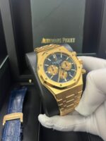 Audemars Piguet Royal Oak Selfwinding Chronograph/ 18k Rose Gold/ Blue Dial/ Pink Sub-Dials (26331OR.OO.D315CR.01) - Image 9