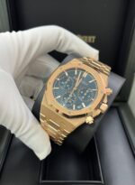 Audemars Piguet ROYAL OAK SELFWINDING CHRONOGRAPH “50TH ANNIVERSARY” Rose Gold Blue Dial REF#26240OR.OO.1320OR.01 - Image 10