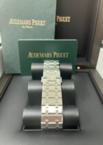 Audemars Piguet ROYAL OAK SELFWINDING CHRONOGRAPH “50TH ANNIVERSARY” STEEL BRACELET WHITE DIAL (Ref # 26240ST.OO.1320ST.03) - Image 8