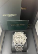 Audemars Piguet ROYAL OAK SELFWINDING CHRONOGRAPH “50TH ANNIVERSARY” STEEL BRACELET WHITE DIAL (Ref # 26240ST.OO.1320ST.03) - Image 2