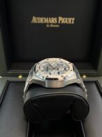Audemars Piguet Royal Oak Selfwinding Chronograph (Ref# 26715ST.OO.1356ST.02) - Image 6