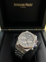 Audemars Piguet Royal Oak Selfwinding Chronograph (Ref# 26715ST.OO.1356ST.02) - Image 4