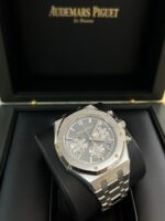 Audemars Piguet Royal Oak Selfwinding Chronograph (Ref# 26715ST.OO.1356ST.02) - Image 3