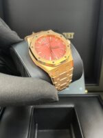 Audemars Piguet Royal Oak Selfwinding Rose Gold Pink Dial 34mm Royal Oak Selfwinding Ref. 77450OR.OO.1361OR.01 - Image 10