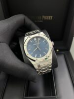 Audemars Piguet Royal Oak Selfwinding/ Stainless Steel/ Blue Dial (Ref#15500ST.OO.1220ST.01) - Image 10