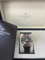 Patek Philippe Annual Calendar Green Dial Annual Calendar 5205R - COMPLICATIONS SELF-WINDING Rose Gold - Image 2