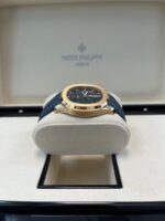 Patek Philippe Aquanaut 18K Rose Gold Opaline-blue Dial 38.8 mm 5269R-001 - Image 4
