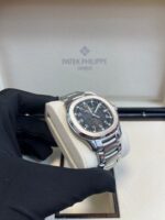 Patek Philippe Aquanaut Black Dial 5167/1A-001 - Image 4
