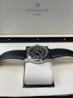 Patek Philippe Calatrava Date Sweep Seconds (Ref# 6007G-001) - Image 4