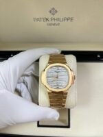 Patek Philippe Ladies Rose Gold Nautilus White Silver Opaline Dial 7118/1R-001 - Image 12