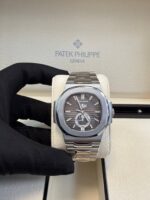 Patek Philippe Nautilus Annual Calendar 5726/1A-001 - Image 10
