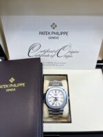 Patek Philippe Nautilus Annual Calendar 5726/1A-010 - Image 2