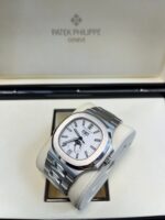 Patek Philippe Nautilus Annual Calendar 5726/1A-010 - Image 12