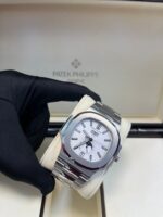 Patek Philippe Nautilus Annual Calendar 5726/1A-010 - Image 6