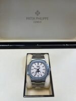 Patek Philippe Nautilus Annual Calendar 5726/1A-010 - Image 3