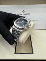 Patek Philippe Nautilus Annual Calendar Stainless Steel with Blue Dial/ Moon Phase (Ref#5726/1A-014) - Image 8