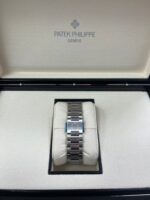 Patek Philippe Nautilus Ladies 35.2mm 7118/1200A-011 - Image 4
