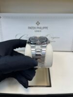 Patek Philippe Nautilus Platinum Blue Sapphire 5711/111P-001 - Image 11