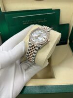 Rolex Datejust 31mm Mother Of Pearl Dial Rose Gold / Steel Reference #278381RBR - Image 11