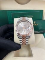 Rolex Datejust 41 Steel and Everose Rolesor  Fluted Bezel Sundust Index Dial Jubilee Bracelet 126331 - Image 4