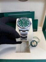 Rolex Oyster Perpetual 41 Stainless Steel - Green Index Dial - Oyster Bracelet (Ref# 124300) - Image 12