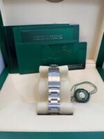 Rolex Oyster Perpetual 41 Stainless Steel - Green Index Dial - Oyster Bracelet (Ref# 124300) - Image 8