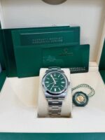 Rolex Oyster Perpetual 41 Stainless Steel - Green Index Dial - Oyster Bracelet (Ref# 124300) - Image 14
