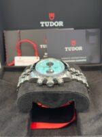 Tudor Black Bay Chrono Flamingo Blue 2025 79360N-0024 - Image 11